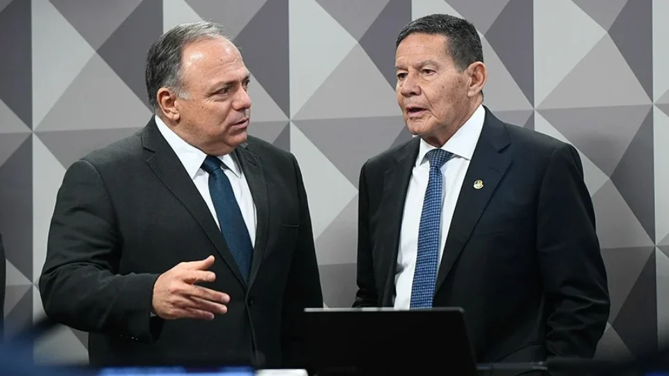 Reajuste para Forças Armadas avança no Congresso; impacto fiscal estimado é de R$ 8,3 bi em dois anos