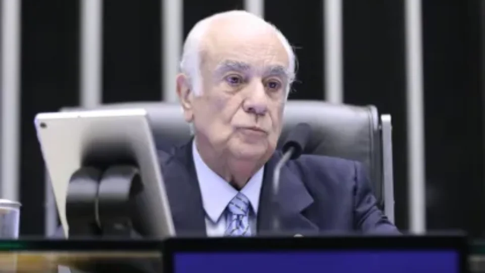PL: Partido de Bolsonaro expulsa deputado de SP por criticar Trump