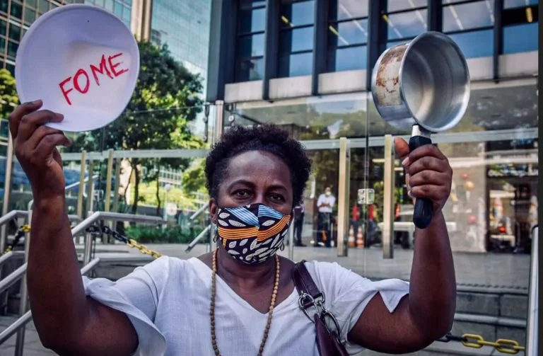 insegurança-alimentar Segundo dados da Rede Penssan, cerca de 9% da população brasileira enfrenta insegurança alimentar grave. Imagem: Elineudo Meira