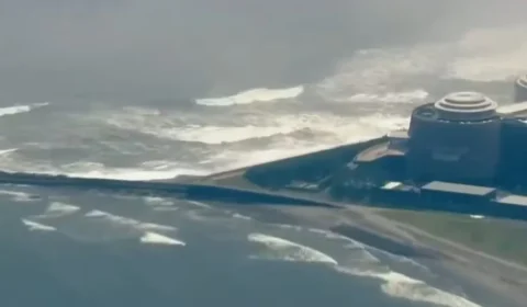 Terremoto provoca tsunami na Rússia, no Japão e no Havaí; países do Pacífico emitem alerta