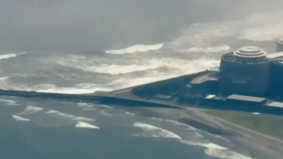 Terremoto provoca tsunami na Rússia, no Japão e no Havaí; países do Pacífico emitem alerta