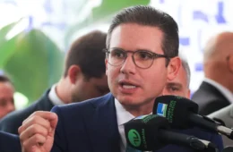 Hugo Motta mantém recesso da Câmara dos Deputados apesar de pressão da oposição