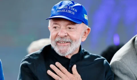 Lula lidera cenários de 1º turno da eleição e mantém vantagem no 2º, aponta Quaest