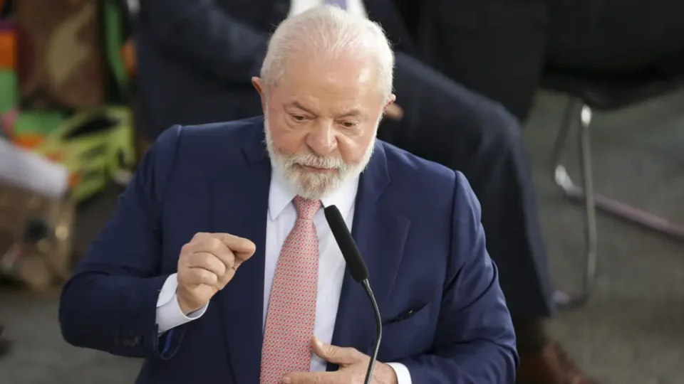 Lula deve vetar projeto que amplia deputados na Câmara; prazo termina nesta quarta