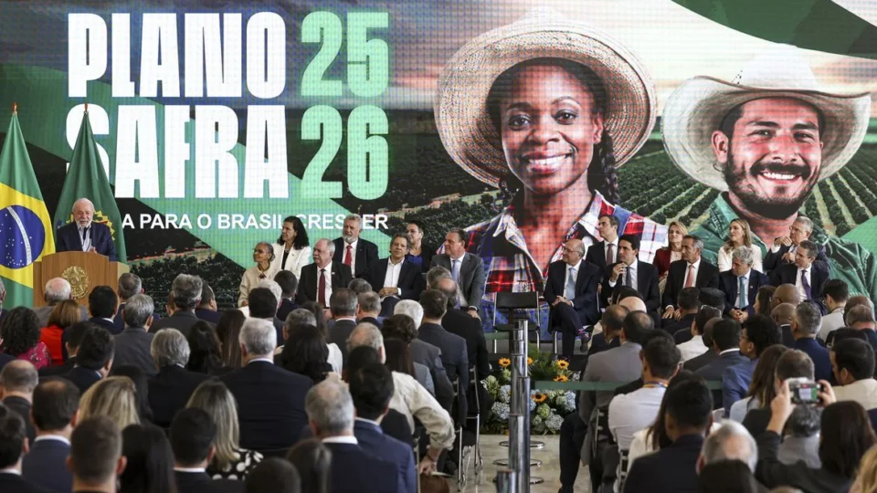 Governo lança Plano Safra de R$ 516,2 bilhões para agronegócio