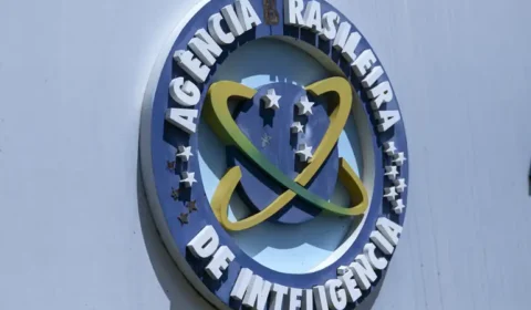 Servidores da ABIN pressionam Congresso e pedem convocação de Rui Costa