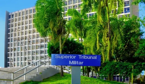 Suboficial é condenado por assédio contra aluna de curso da Marinha