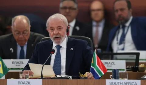 Lula critica incentivos financeiros ao setor de combustíveis fósseis