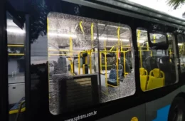 Onda de depredações de ônibus em SP completa dois meses com quase mil casos e sem desfecho de investigação