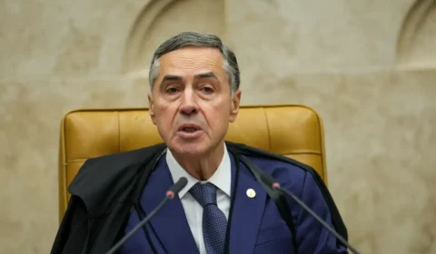 Ministro Barroso reforça que os militares são uma ameaça permanente à democracia