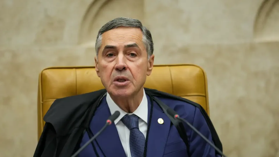 Ministro Barroso reforça que os militares são uma ameaça permanente à democracia