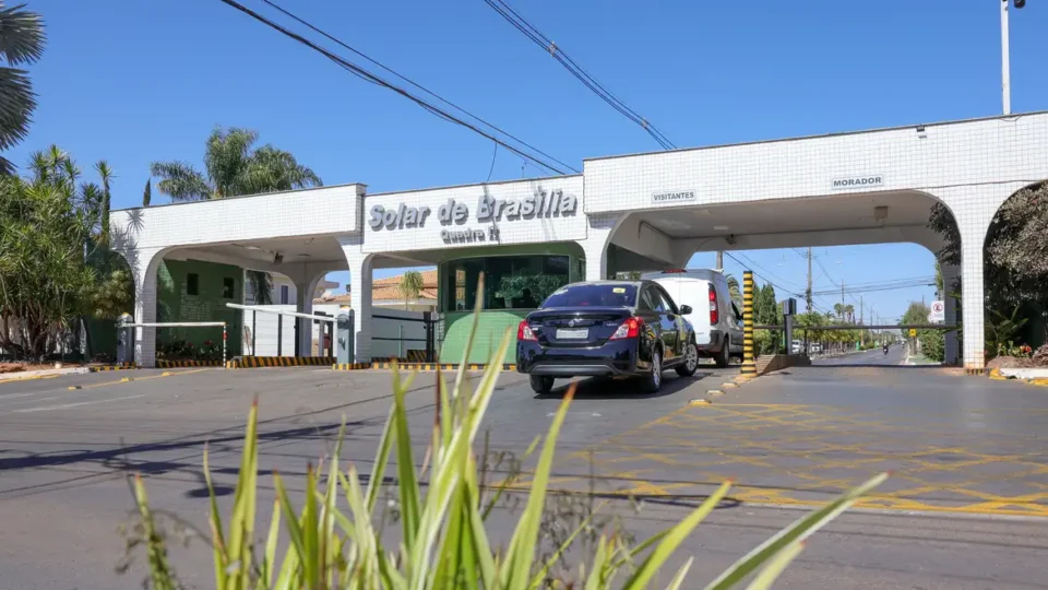 PGR é contra a presença de agentes da PF dentro da casa de Bolsonaro