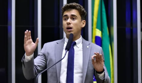Sensacionalista: Nikolas diz que só para de caminhar após liberdade de Bolsonaro e Xandão manda vários pares de tênis