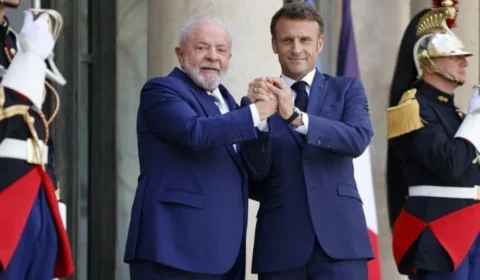 Lula conversa com Macron sobre tarifaço e acordo Mercosul-EU