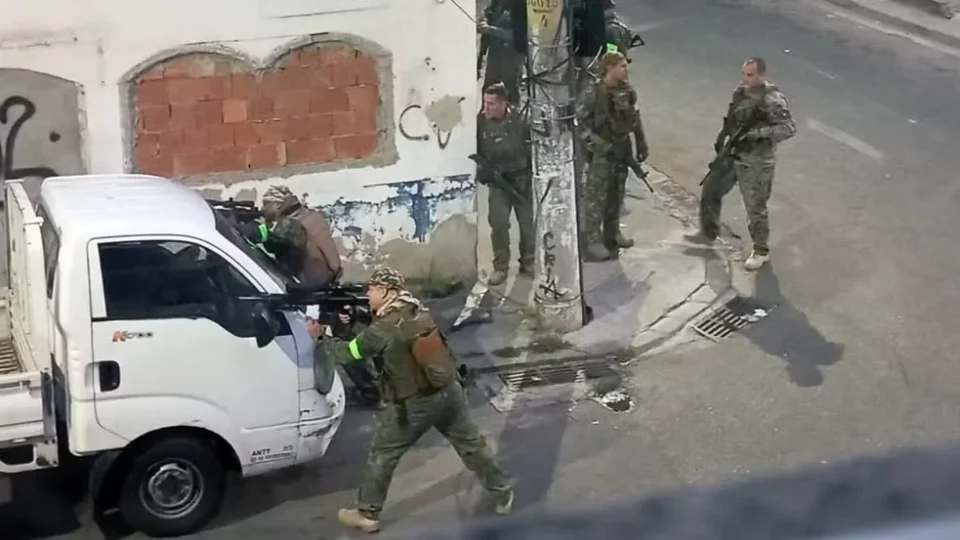 Polícias fazem operação contra expansão do Comando Vermelho no RJ