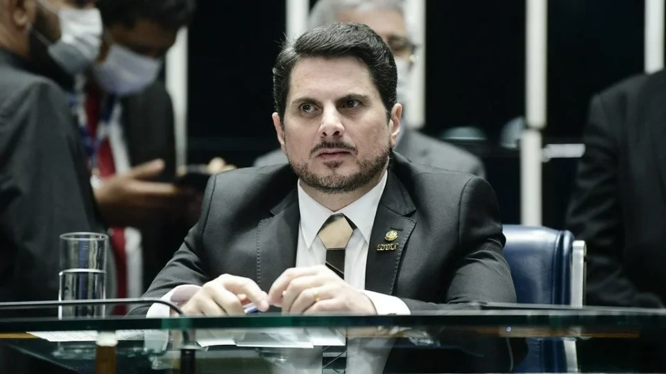 Senado quer tirar Conselho de Ética de paralisia após nova crise com Marcos do Val