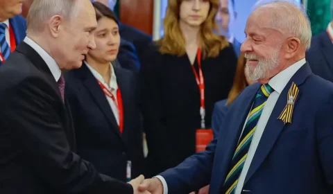 Lula e Putin conversam por telefone sobre guerra na Ucrânia e cooperação no Brics