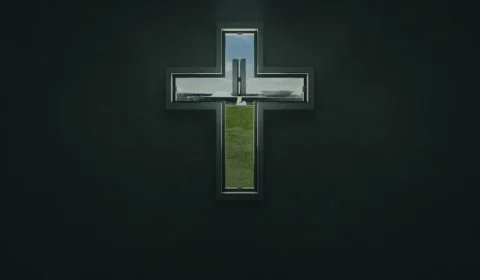 8/1 bíblico de Adonias: tentativa de golpe, alegação de perseguição religiosa e pedido de anistia