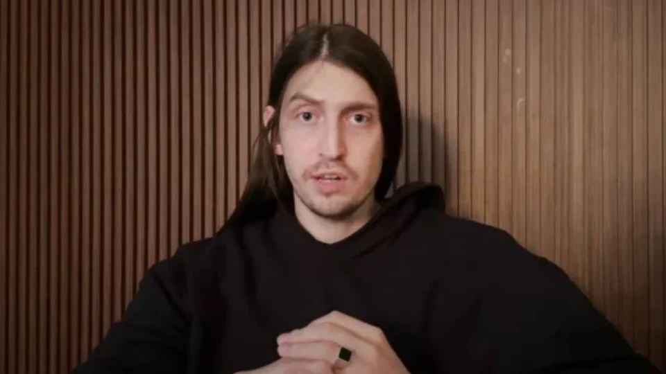 Felca diz sofrer ameaças após denunciar exploração sexual de adolescentes