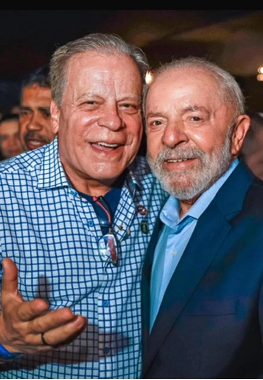 Em 2022, Chico Pinheiro se colocou à disposição da campanha do então candidato Luiz Inácio Lula da Silva, eleito presidente do Brasil pela terceira vez em outubro do mesmo ano. Foto: Ricardo Stuckert