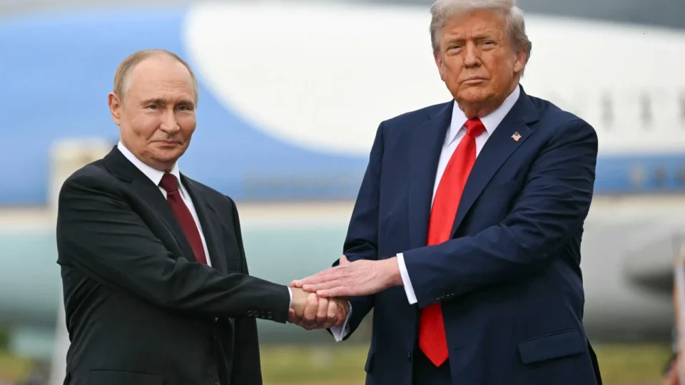 Cúpula entre Trump e Putin sobre a Ucrânia termina sem acordo de cessar-fogo