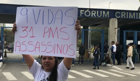 Massacre de Paraisópolis: familiares protestam após cancelamento de audiência
