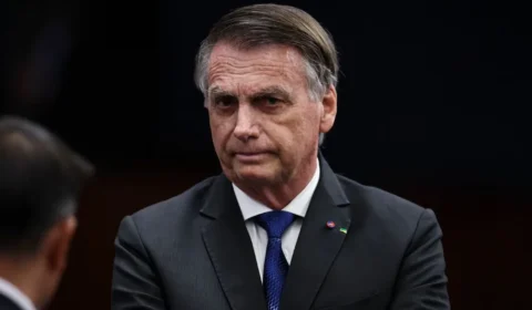 Supremo Tribunal Federal retoma julgamento de Bolsonaro a um voto da condenação
