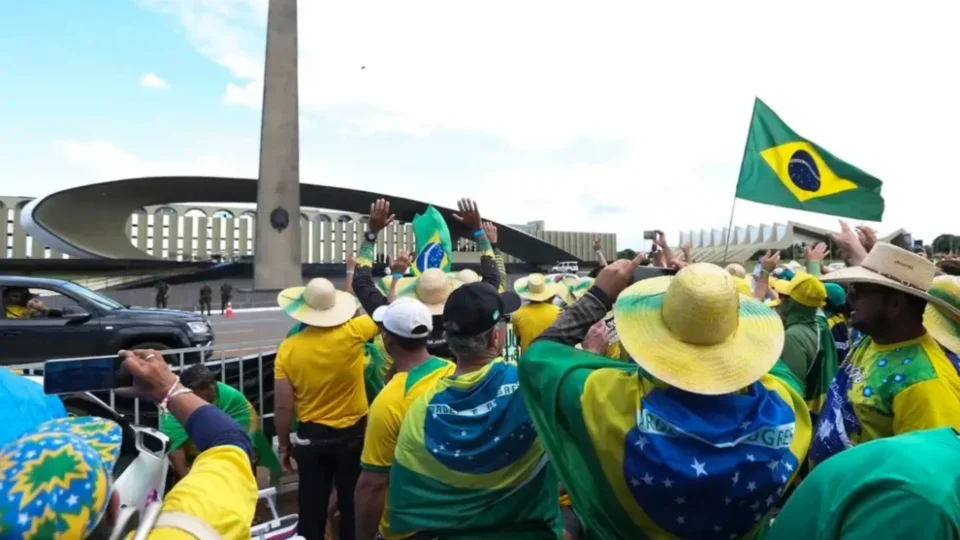 PGR denuncia casal que arrecadou R$ 1 milhão para acampamento golpista