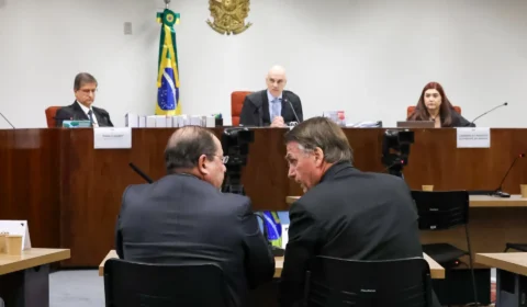 Ação penal contra Bolsonaro e mais 7 por tentativa de golpe de Estado entra na reta final