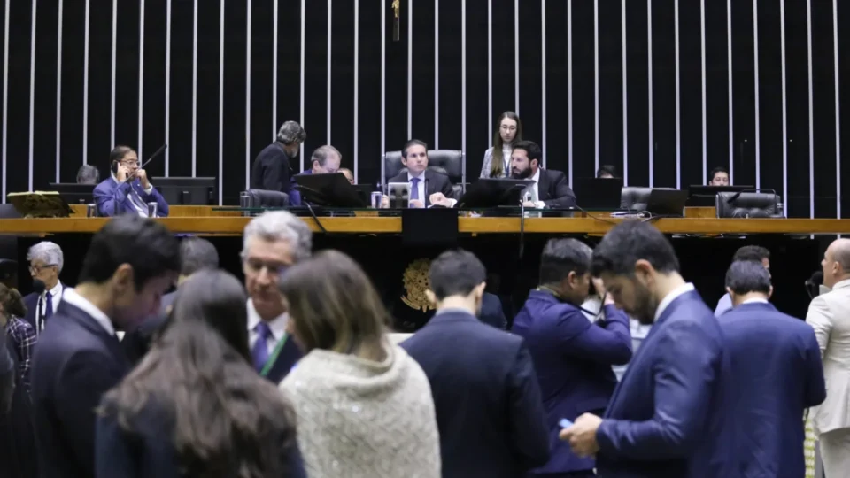 Oposição quer blindar super ricos e inviabilizar isenção de IR de quem ganha R$ 5 mil