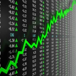 Dólar avança e Bolsa tem forte queda com acirramento da guerra no Irã