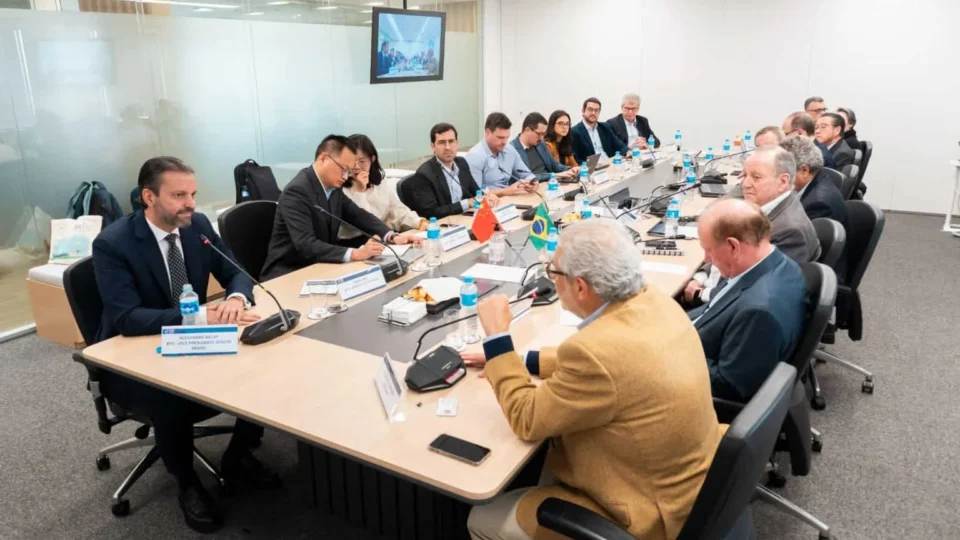BYD busca fornecedores brasileiros para fábrica na Bahia