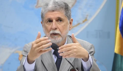 Amorim: ’Quando se matam os negociadores, restam apenas os guerreiros’