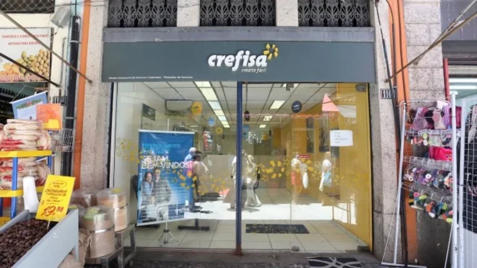 Depois de queixas, INSS suspende contrato com Crefisa