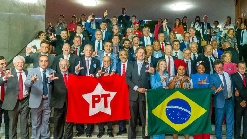 PT cobra punição imediata a bolsonaristas e veta pacote da impunidade