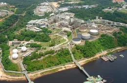 Justiça dá isenção de imposto e empresa ‘leva de graça’ refinaria da Petrobras