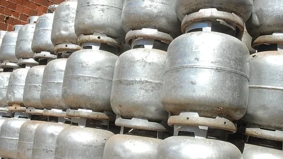 Volta da Petrobras à distribuição do gás de cozinha pode derrubar preços