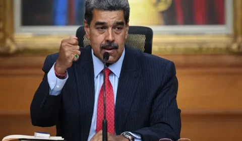 Governo venezuelano mobiliza navios no Caribe em resposta à ameaça dos EUA