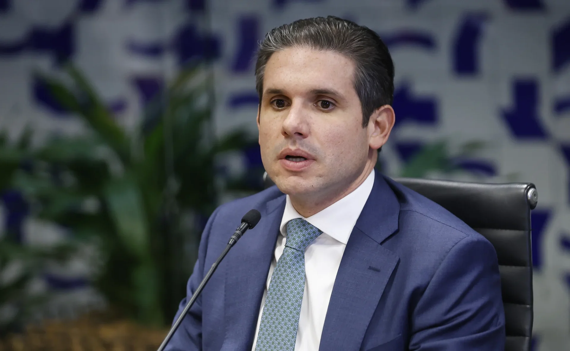 Fragilidade de Motta preocupa base governista e acende alerta sobre impacto na agenda do Congresso 