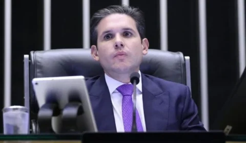 Motta faz ofensiva após motim e determina que comissões votem distribuição de emendas