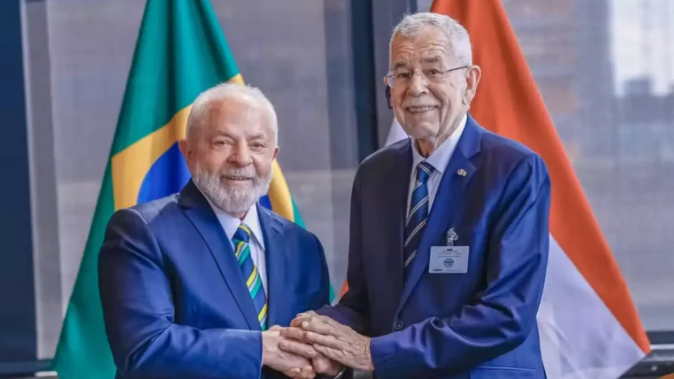 Custos em Belém fazem presidente da Áustria desistir da COP30