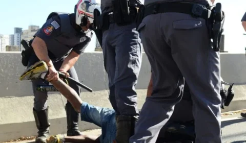 Abordagens policiais discriminatórias são inconstitucionais