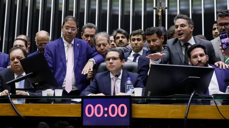 CENTRÃO CONTRA ISENÇÃO