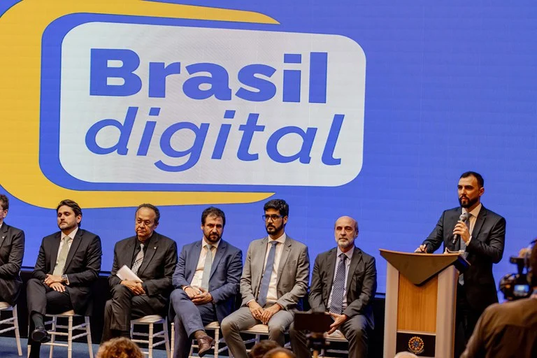 O Programa Cidades Digitais, lançado pelo governo federal, já implantou iniciativas em 198 municípios de todas as regiões do Brasil até junho de 2022. Imagem: divulgação 