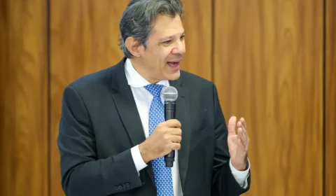 Haddad atribui a Eduardo Bolsonaro cancelamento de reunião com secretário do Tesouro dos EUA