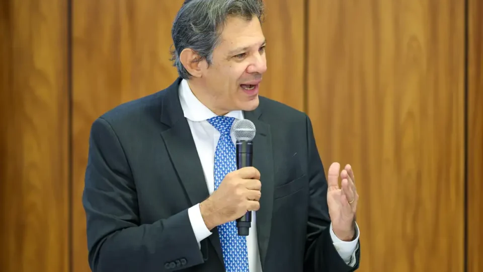 Haddad atribui a Eduardo Bolsonaro cancelamento de reunião com secretário do Tesouro dos EUA