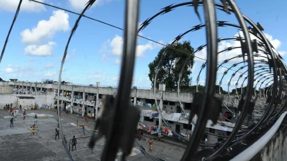 Detenta condenada por furto é resgatada de presídio na zona oeste de SP