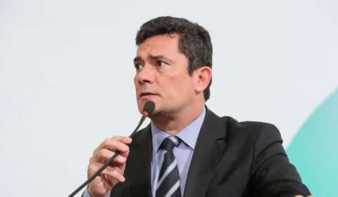 Moro apresenta emenda para tentar salvar PEC da Bandidagem