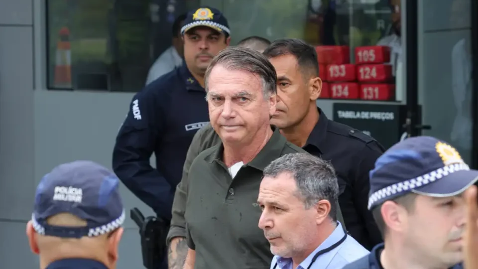 Bolsonaro pede ao STF participação de bispo da Sara Nossa Terra em reunião de oração