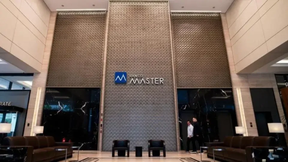 Banco Master: a negativa do Banco Central e a crise de governança na Caixa Asset
